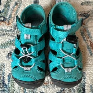 Keen Kids Sandals Water Shoes Teal Size 11 Girls Velcro Play Hiking